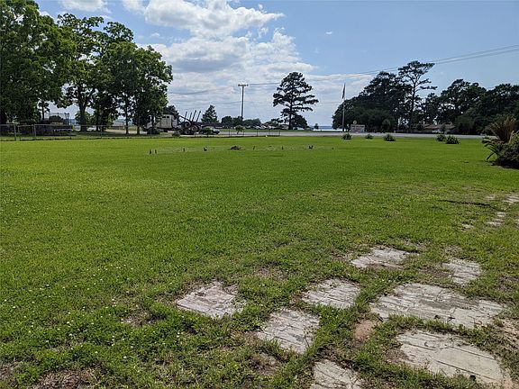 3rd image of 5161 S Fm 1988