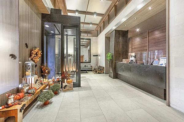 Rented by Compass | media 23