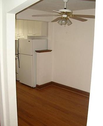 4th image of 1265 Moorlands Dr APT E