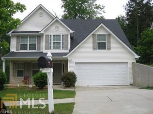 4206 Round Stone Dr, Snellville, GA 30039