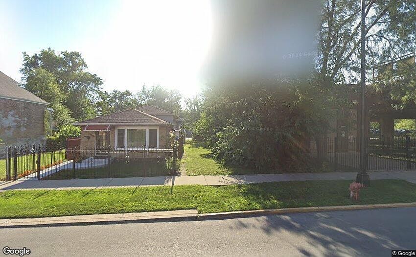 1st image of 6330 S Loomis Blvd