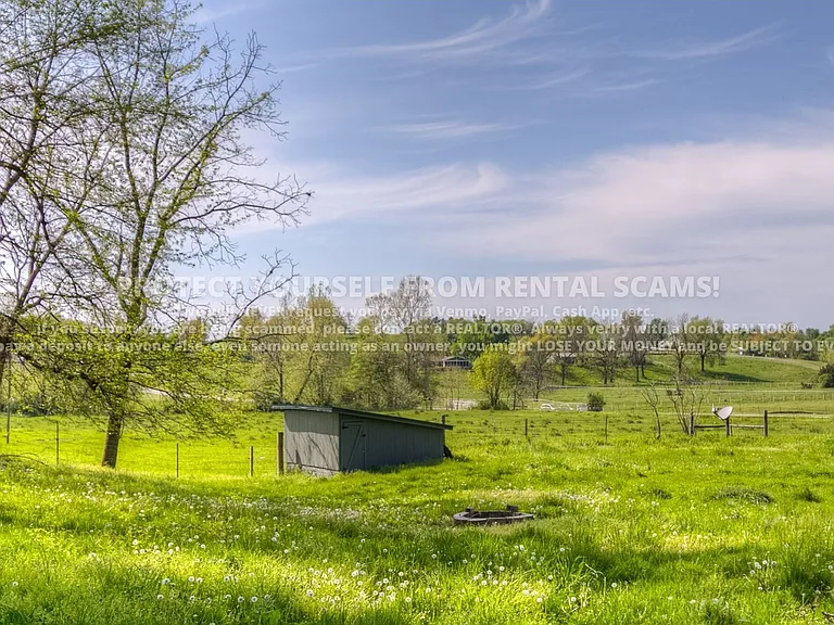 369 Steele Rd — Photo 16