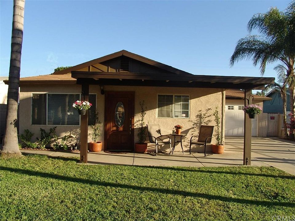 1st image of 11267 Greenwood Way