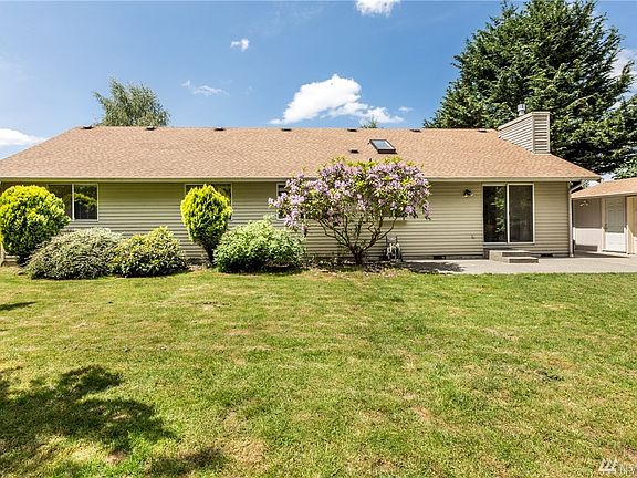 3rd image of 13215 104th Avenue Ct E