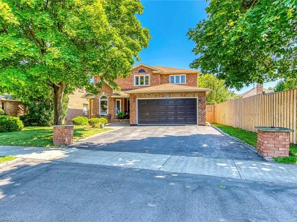 2442 Wynten Way, Oakville, ON L6J 7K9
