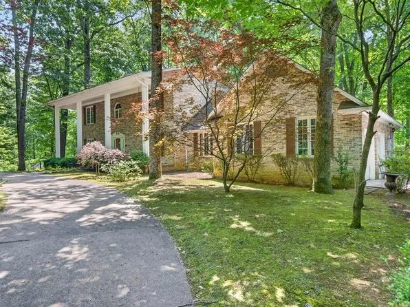 555 S Maple Ave, Cookeville, TN 38501