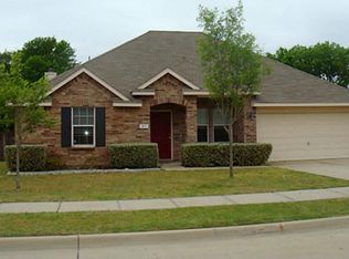 311 Crosscreek Dr, Wylie, TX 75098