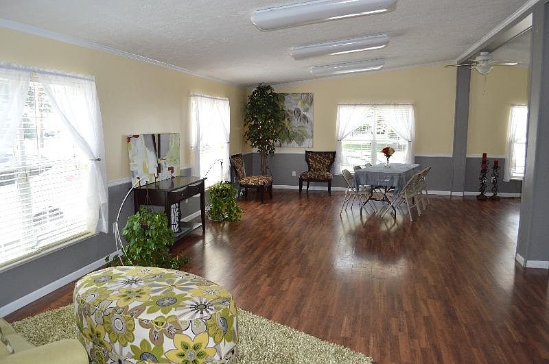 Twin Pines Apartment Rentals Goshen, IN Zillow