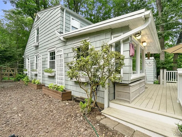 64 Pine Cliff Rd — Photo 25