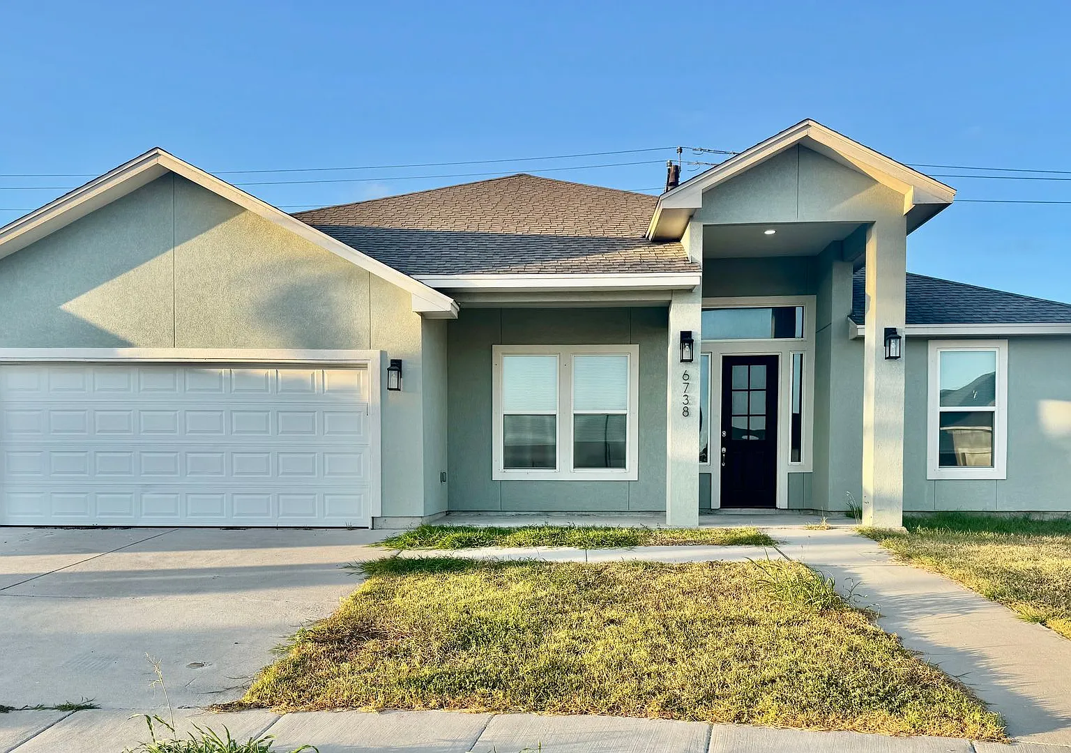 Crossing at London Ranch-Move-in Asap — Photo 1