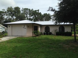 3924 Simca St, Sebring, FL 33872