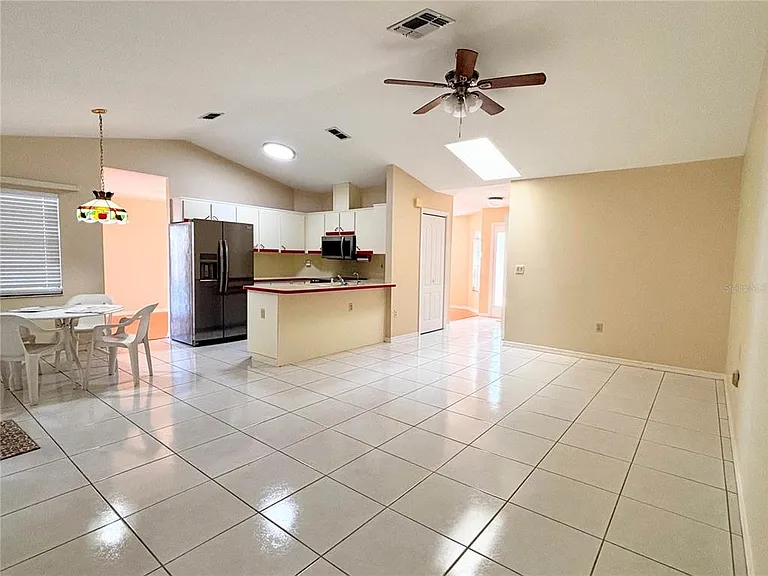 1503 Overland Dr — Photo 6