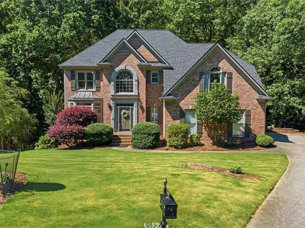 835 Forestwalk Dr, Suwanee, GA 30024