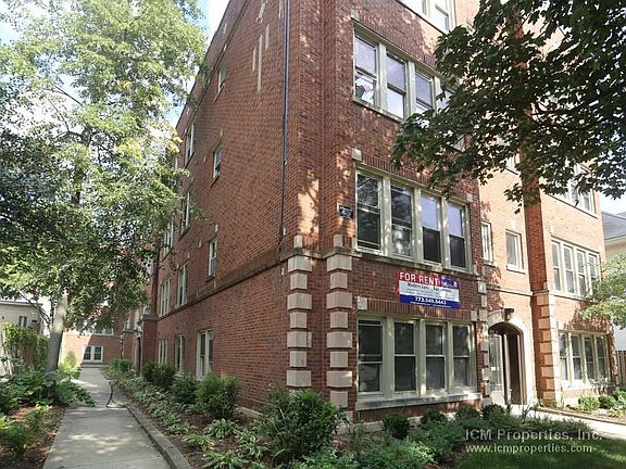 5th image of 3917 N Janssen Ave #2F