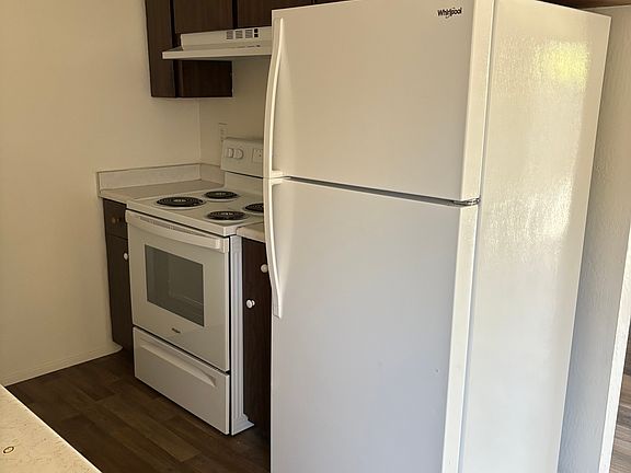 5th image of 1130 Union Ave APT 5