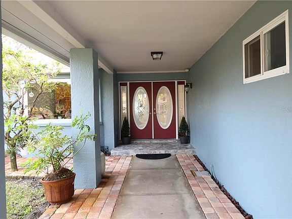 5th image of 2909 Sweetgum Way S