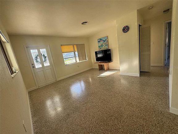 5th image of 7202 Oelsner St