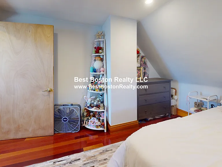 18 Nashua St #2 — Photo 7