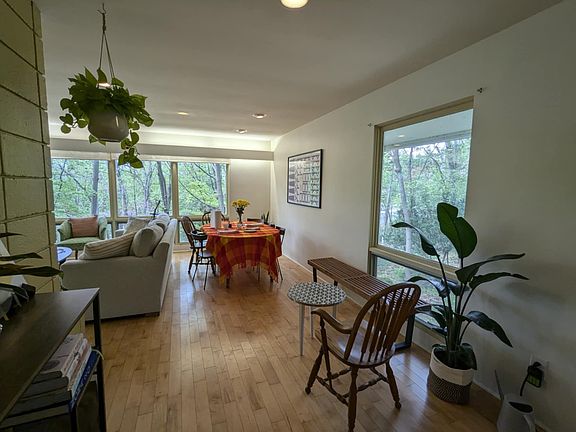 5th image of 308 Kline Rd #1