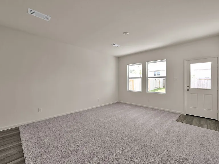 587 Firemoon St — Photo 10