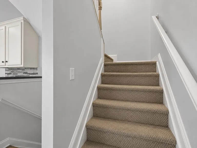 209 Blue Heron Dr — Photo 40