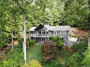 5531 Spring Rd, Hendersonville, NC 28739