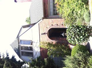 838 NE 84th St, Seattle, WA 98115