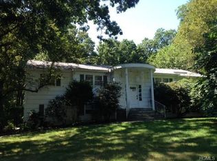 33 Mountain Ave, Monsey, NY 10952