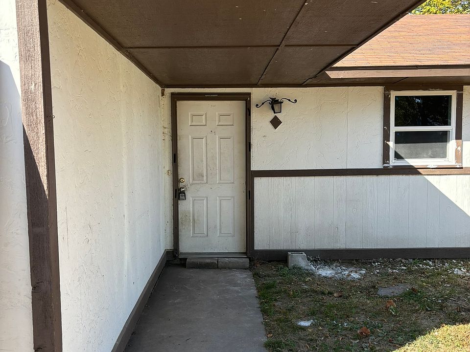 1st image of 829 N Betty Jo Dr #1