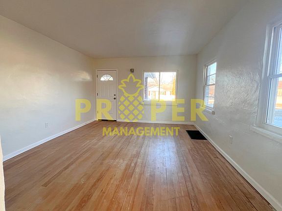 2nd image of 920 Randolph St
