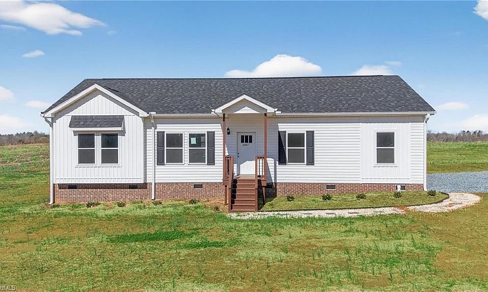 1st image of 1467 Thayer Rd