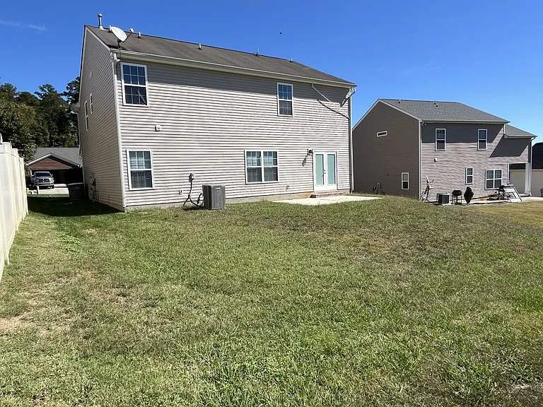 242 Summit Park Ct — Photo 32