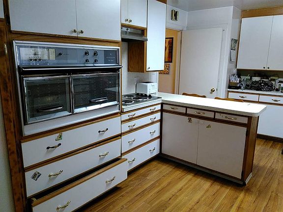 5th image of 413 Shasta Ave