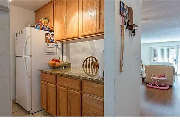 3rd image of 845 Southwood Blvd Unit 62