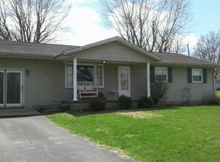 809 E Dorothy St, Sullivan, IN 47882