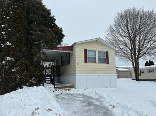 4 Parker Dr, Kutztown, PA 19530