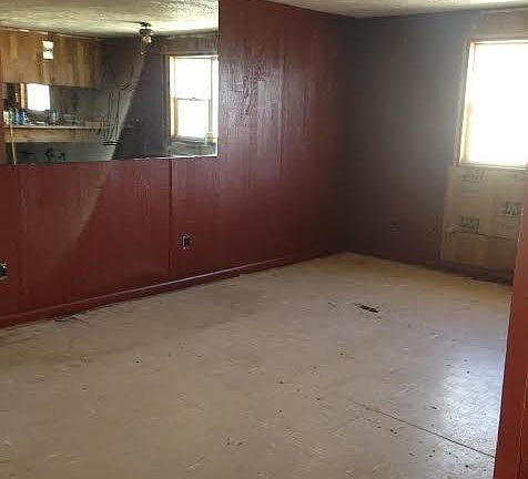 2nd image of 178 North Dr