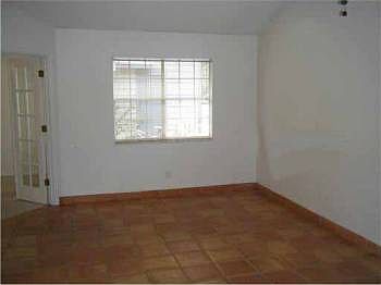 2nd image of 958 Newcastle 204 Cir