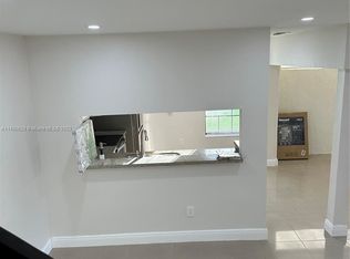 20944 Bay Ct APT 341-4, Aventura, FL 33180