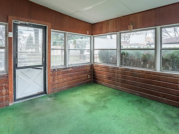 2nd image of 332 Hyde Park Ave