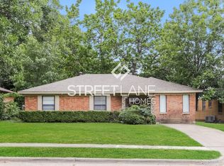 1122 Waweenoc Ave, Dallas, TX 75216