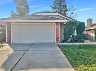 714 Summit Lakes Way, Galt, CA 95632