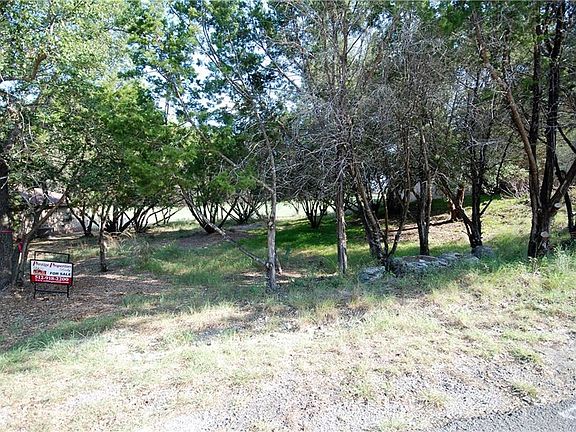 4th image of 21427 Lakefront Dr