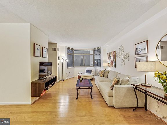 2nd image of 7111 Woodmont Ave APT 818