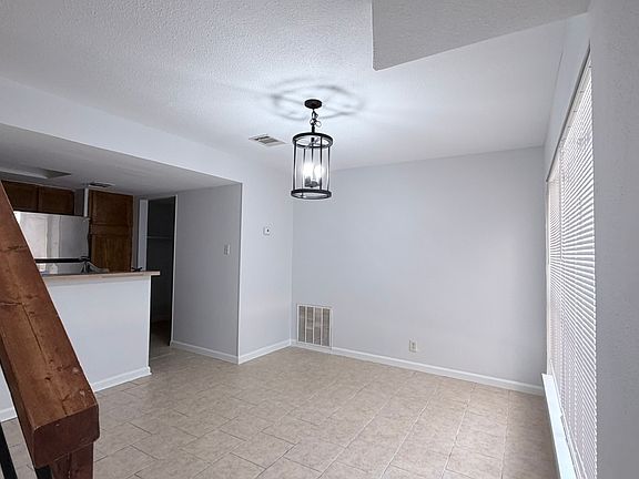 4th image of 5758 SPRING MOON ST