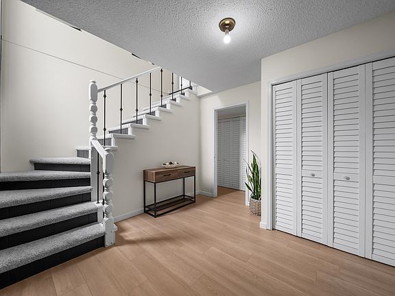 3rd image of 35061 High Dr