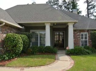 404 Bon Mange Cir, Lafayette, LA 70506