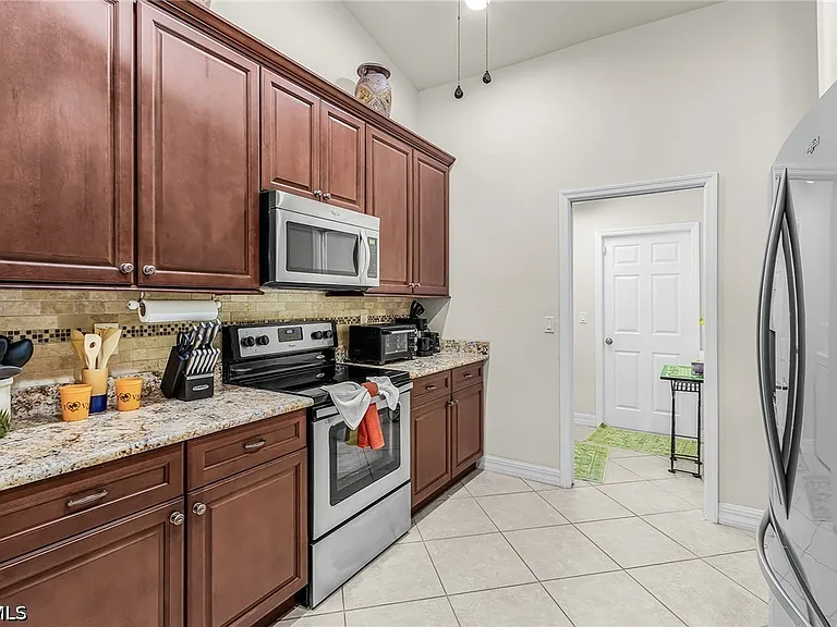 1513 SW 43rd Lane Cpe — Photo 10