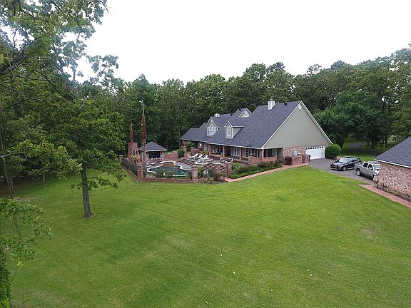 5th image of 1720 Spencer Cir