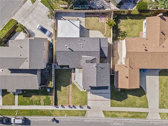 2nd image of 16471 Galaxy Dr